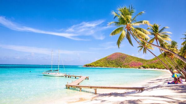 Destinations insulaires méconnues en avril pour s'échapper